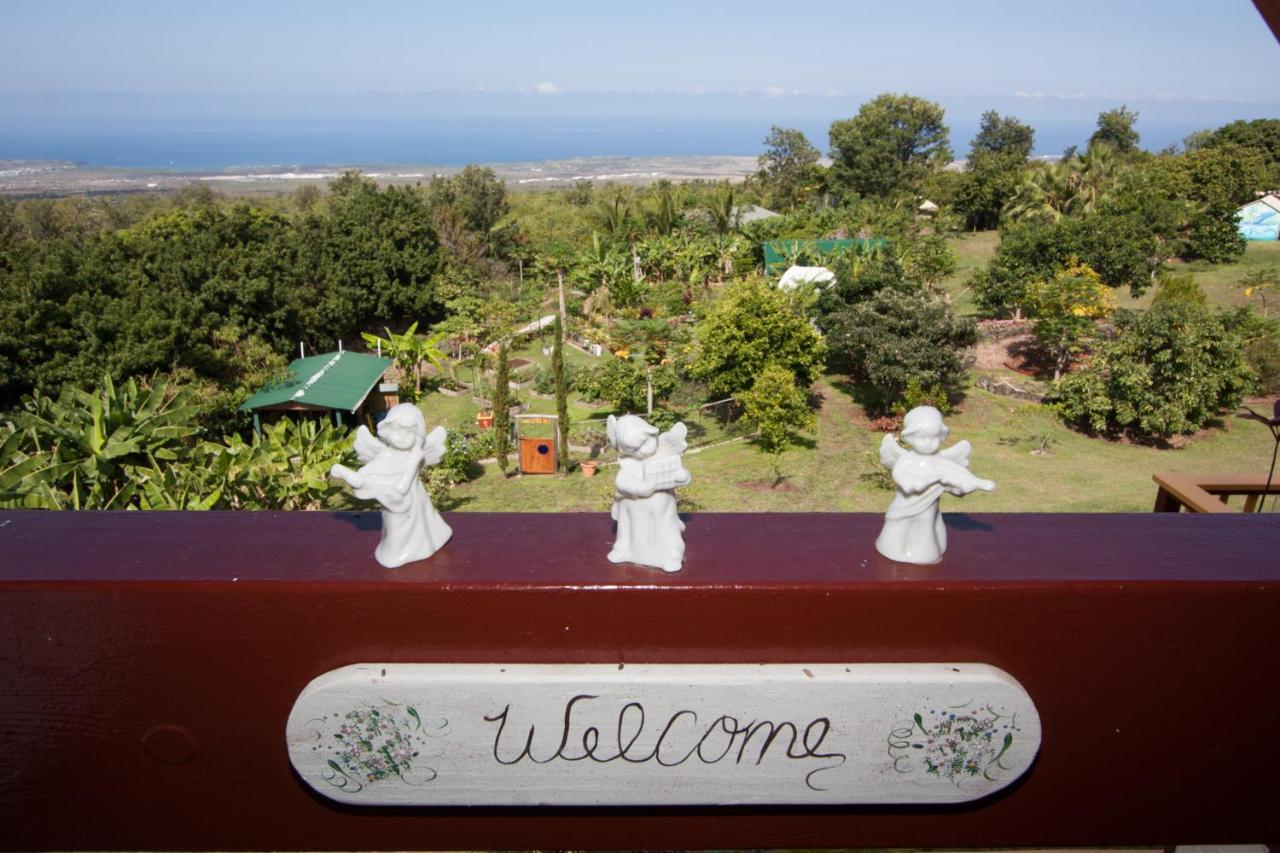 Banyan Tree Sanctuary Guest House Kalaoa Exterior photo