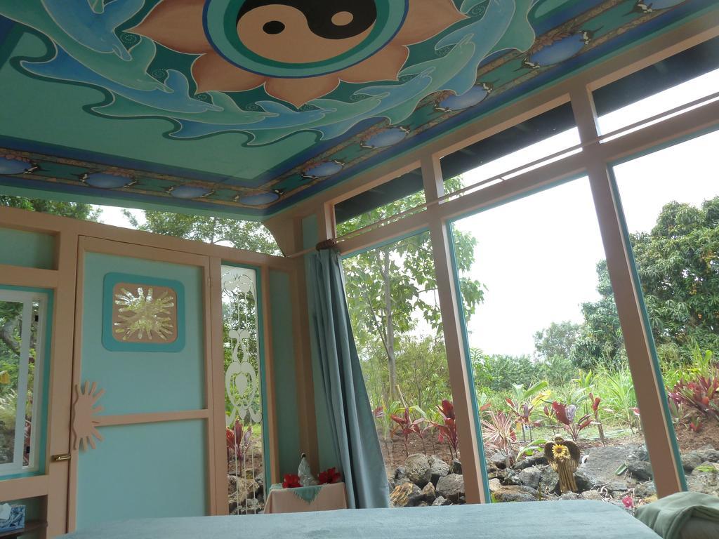 Banyan Tree Sanctuary Guest House Kalaoa Exterior photo
